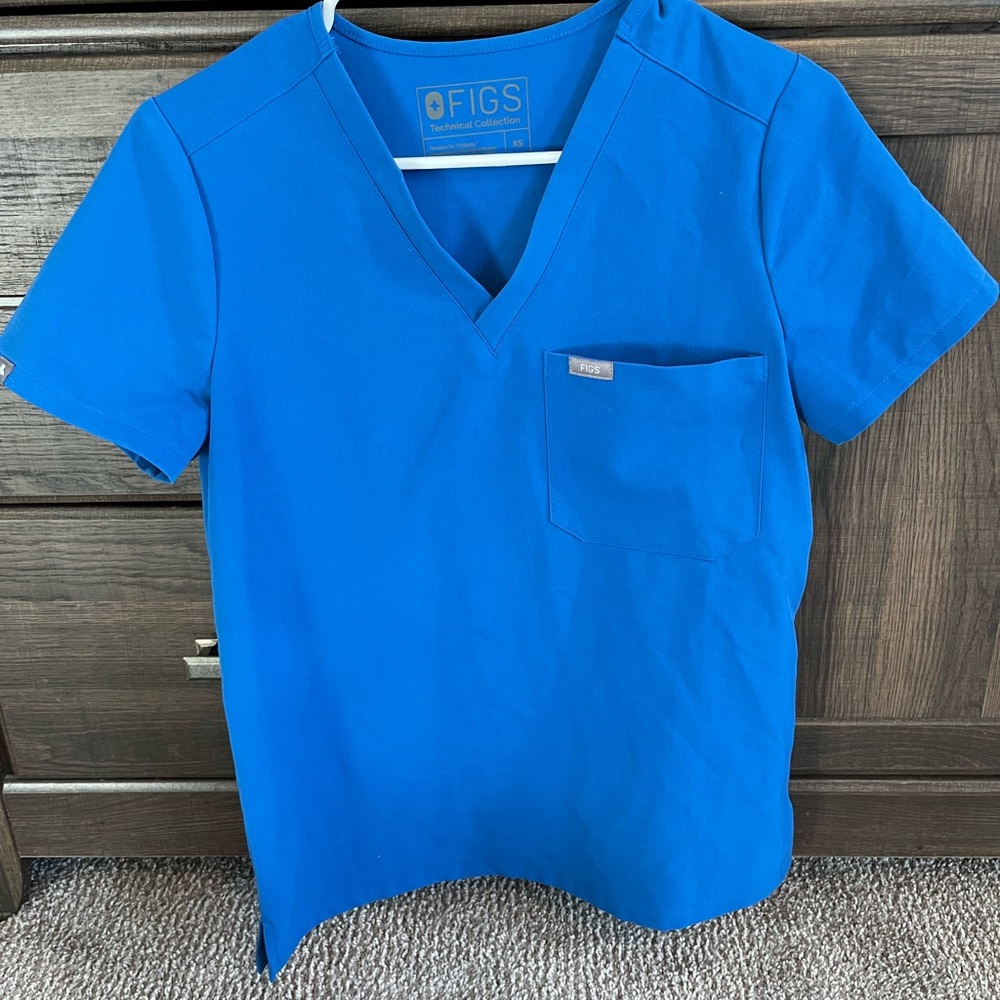 Figs Caterina one pocket scrub top